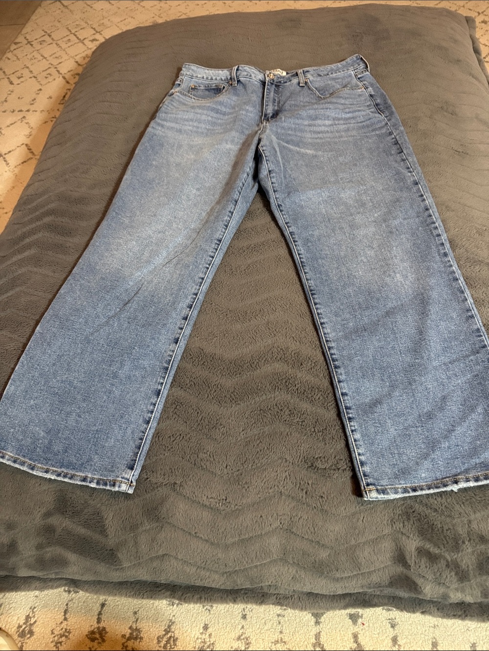 High-Rise Wide-Leg Women's Jeans in Light Blue